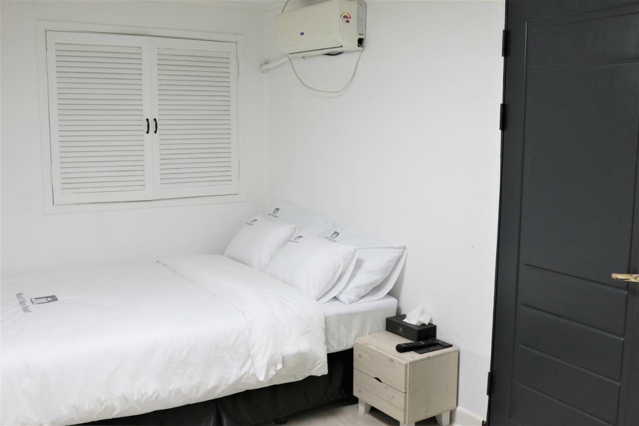 Must 2* Seoul
