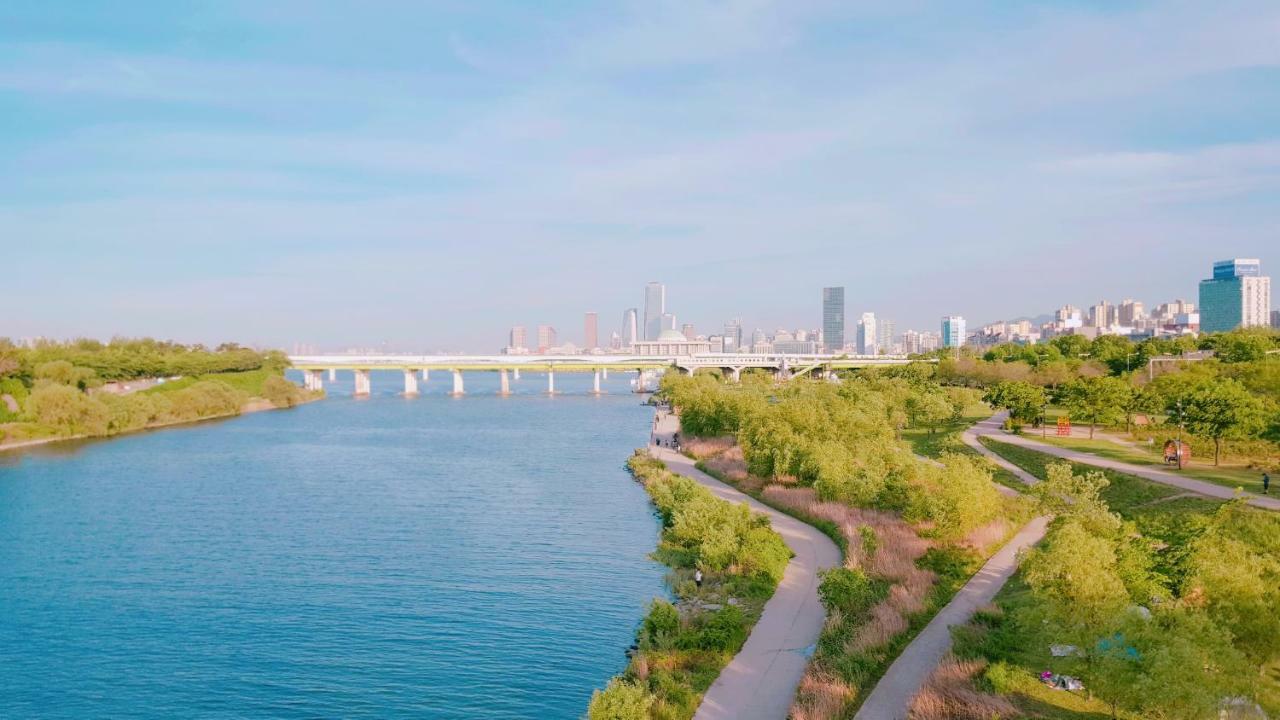 Must 2* Seoul